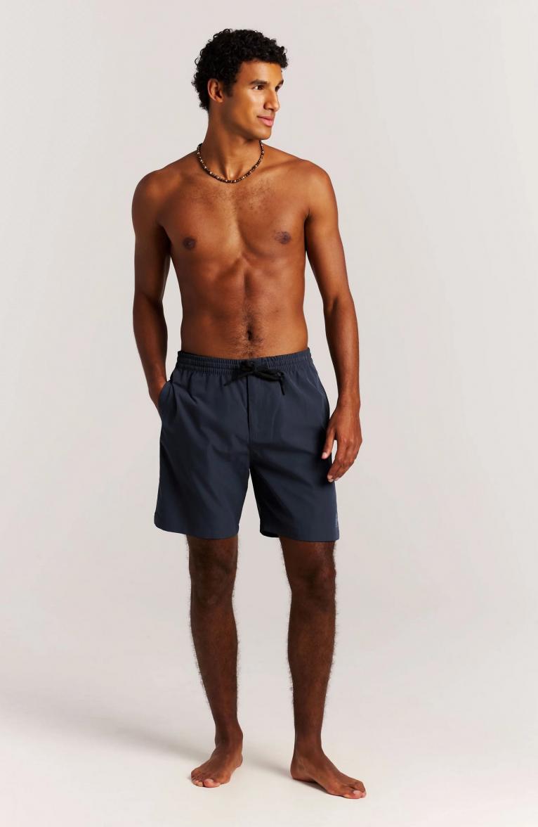 model-Yonis.-3957